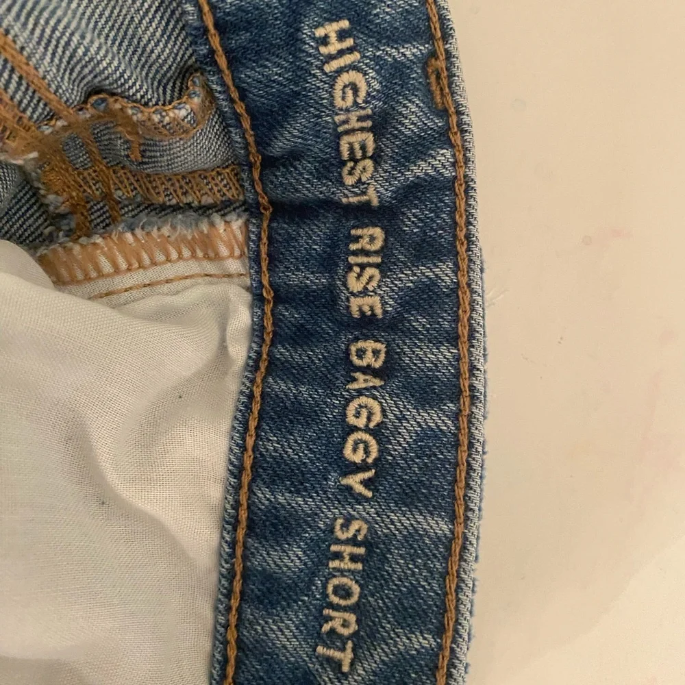 American Eagle Baggy Long Shorts NWT